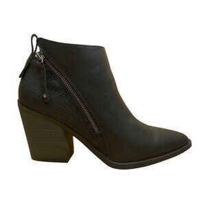 Universal Thread Women’s Black Faux Leather Zip Up Block Heel Ankle Boots Sz 7.5